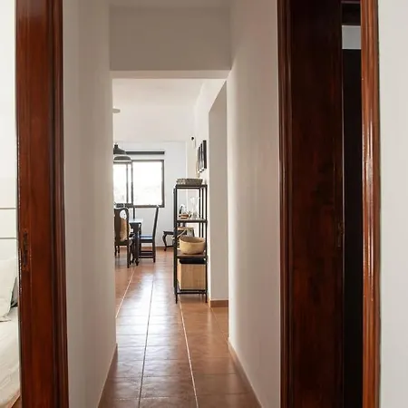 Casa Marlay Spacious, Heated Pool, Bbq & Fast Wi-fi Only 15 Minutes Walk To Town Ferienhaus