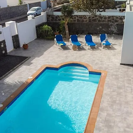 Casa Marlay Spacious, Heated Pool, Bbq & Fast Wi-fi Only 15 Minutes Walk To Town * بلايا بلانكا